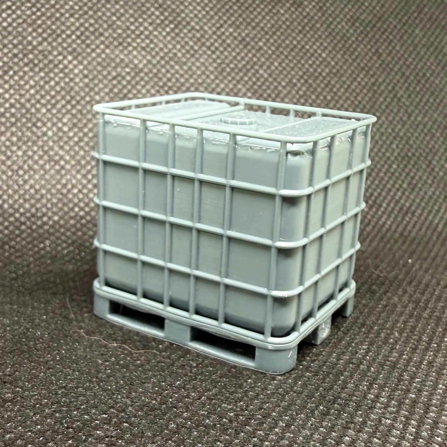 IBC mit Palette 1000L