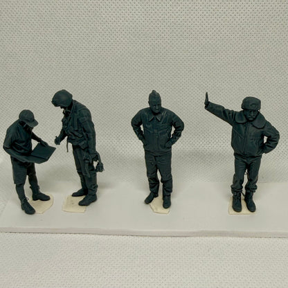 Soviet Ground and Air Crew – 4-Figure Set