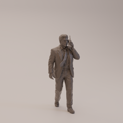 Geschäftsmann mit Mobiltelefon