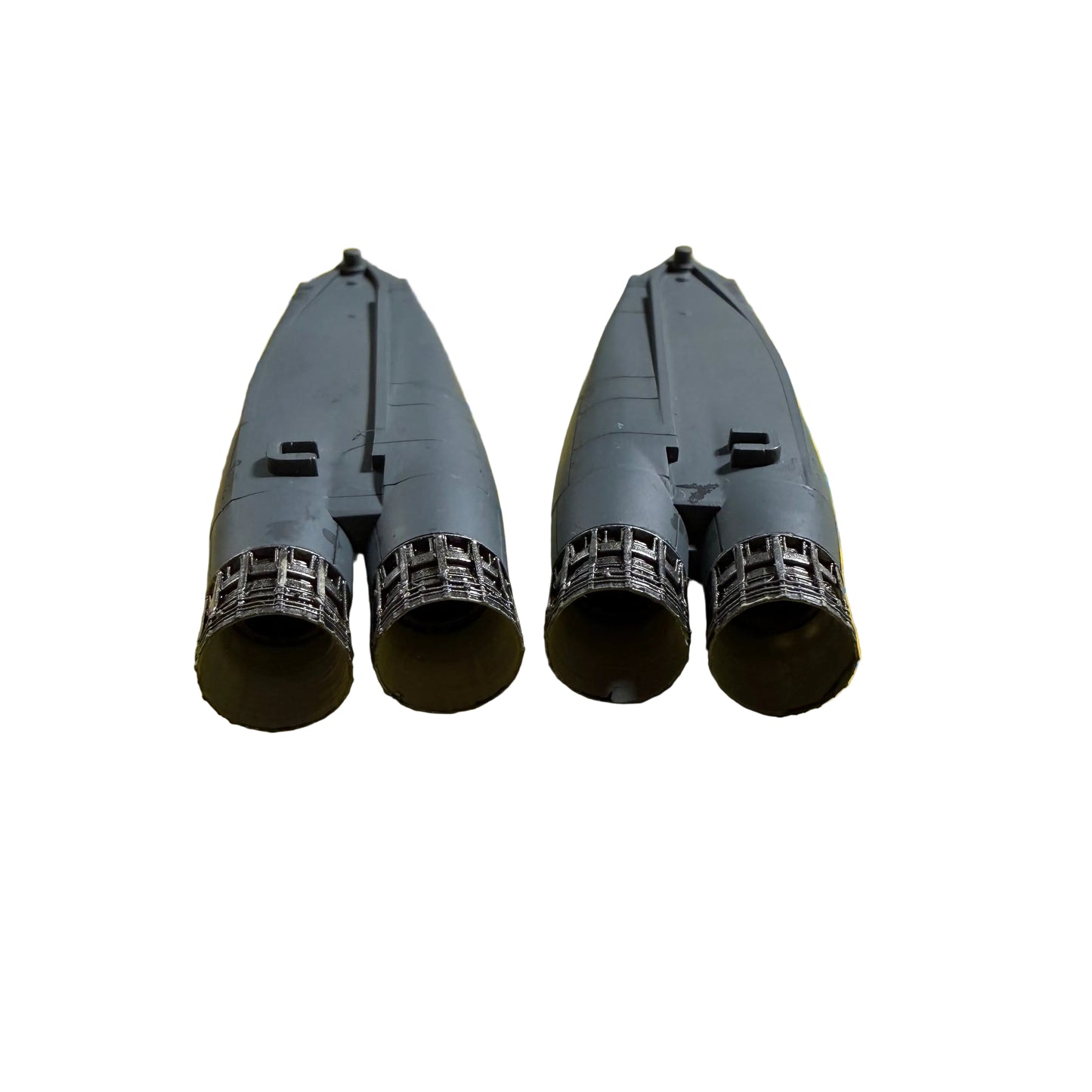 Academy B-1B Engine and exhaust nozzles