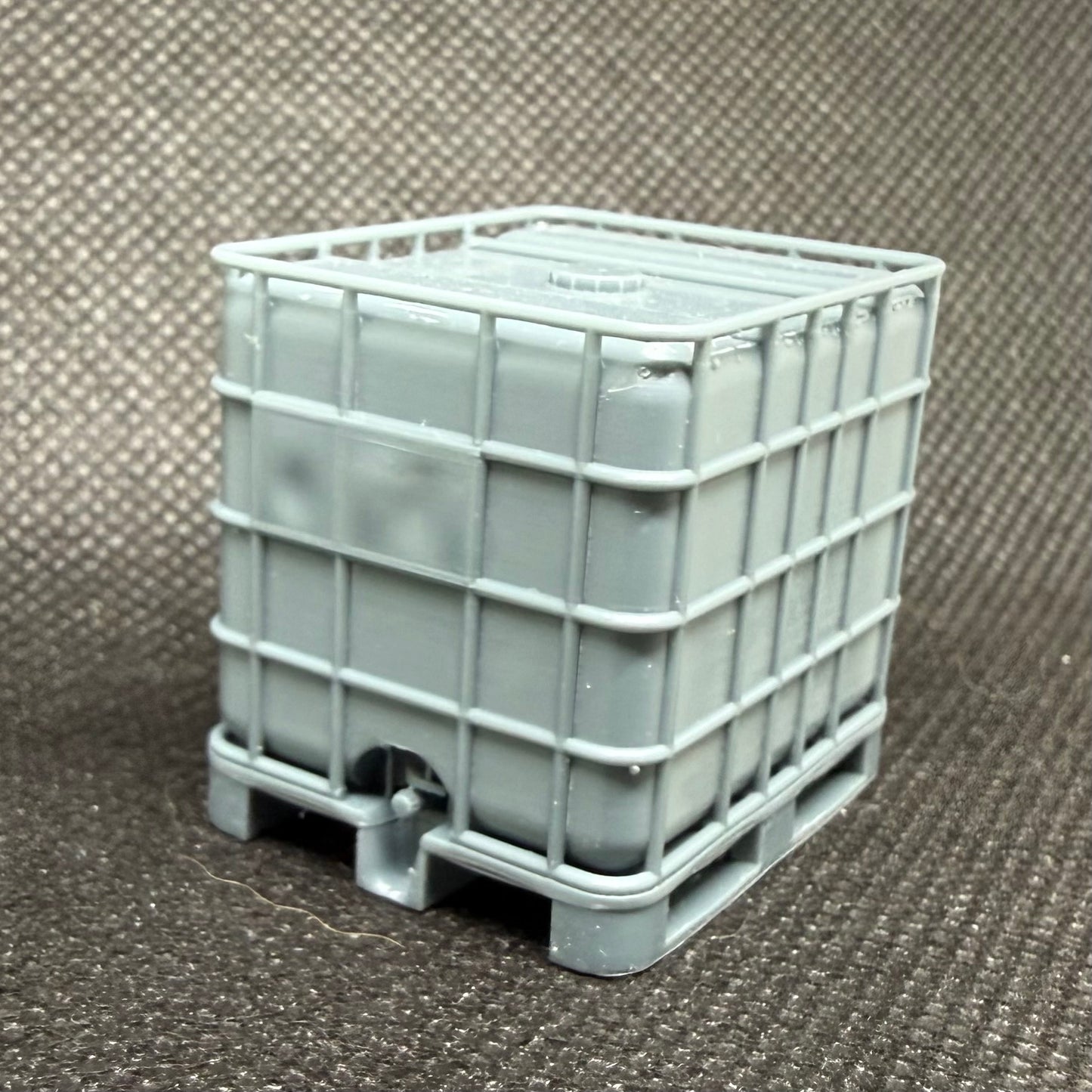 IBC mit Palette 1000L