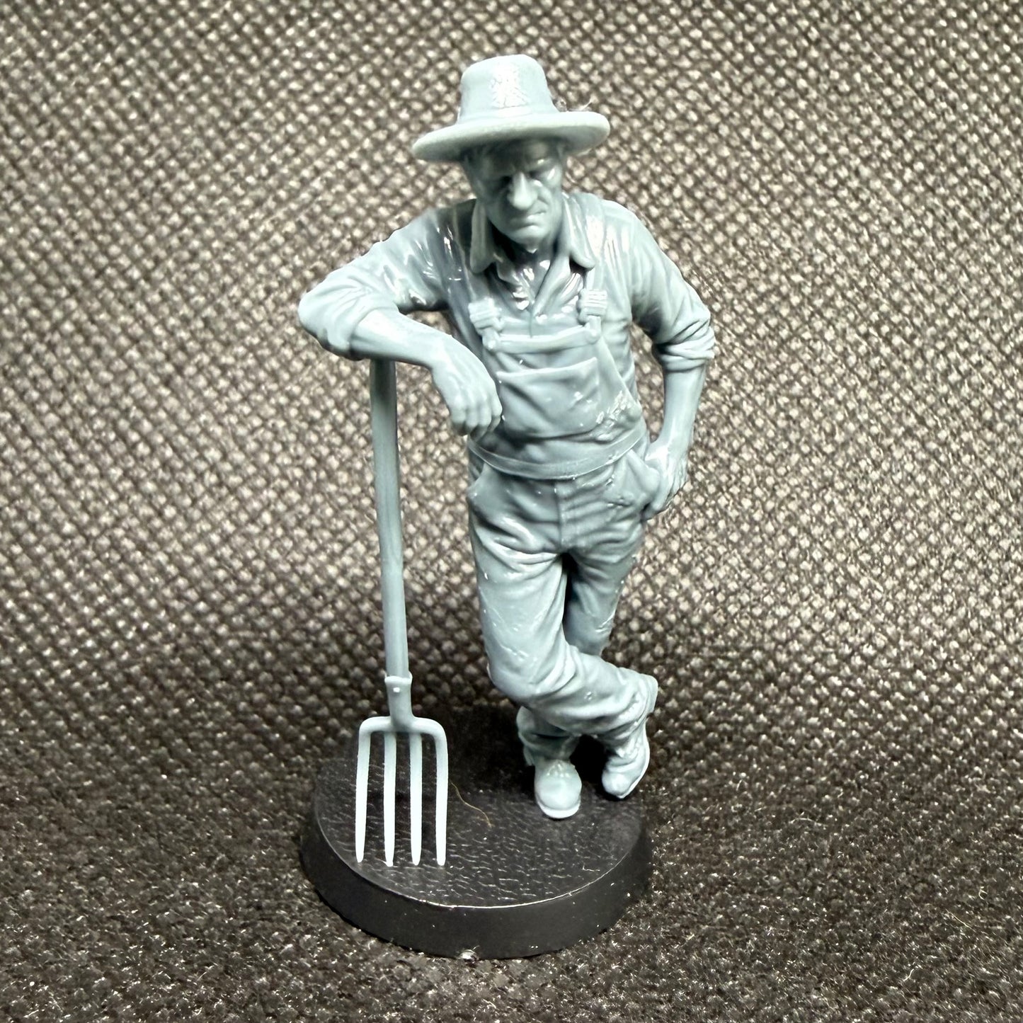 Agricultor con horca