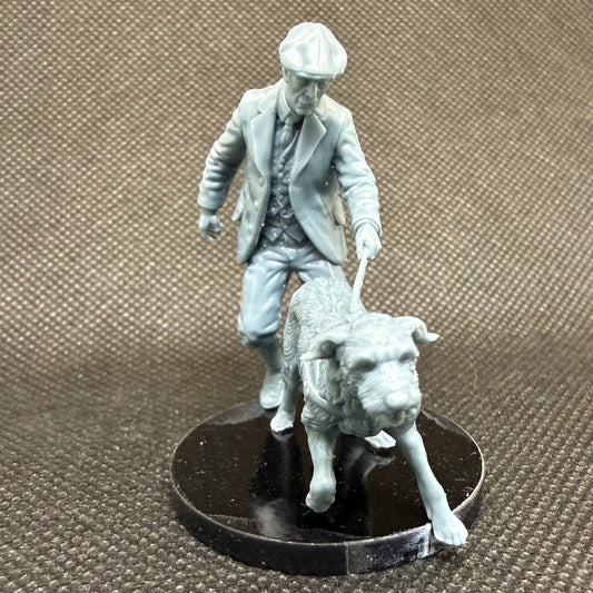 Mann mit Hund – Spaziergang
