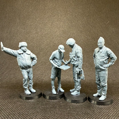 Sowjetisches Boden- und Flugpersonal – 4-teiliges Figuren-Set