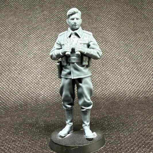 WW2_German_Tank_Commander_Premium_Resin_Figure_1_35_1_48_1_72