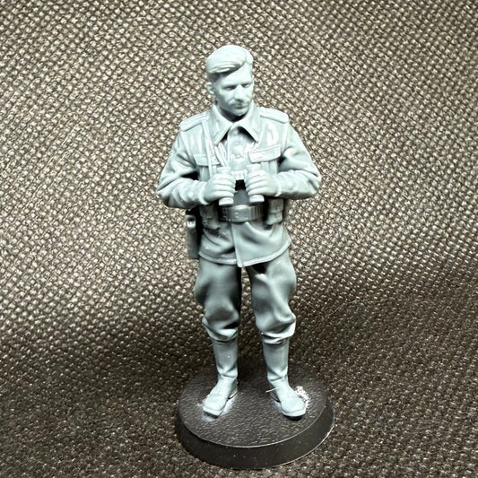 WW2_German_Tank_Commander_Premium_Resin_Figure_3